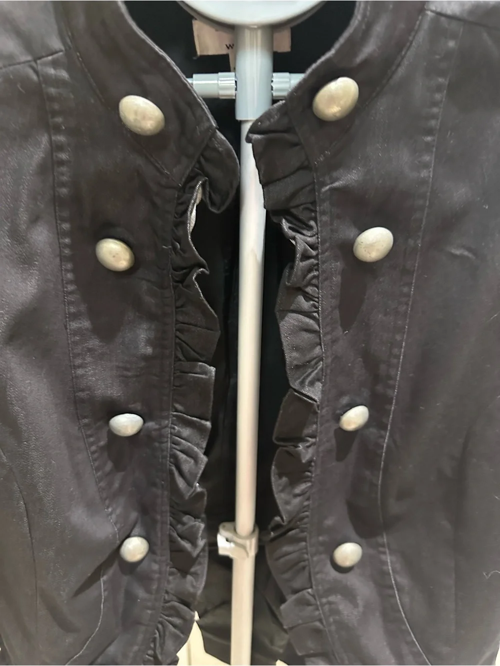 Uniform John Paul Richard black ruffle